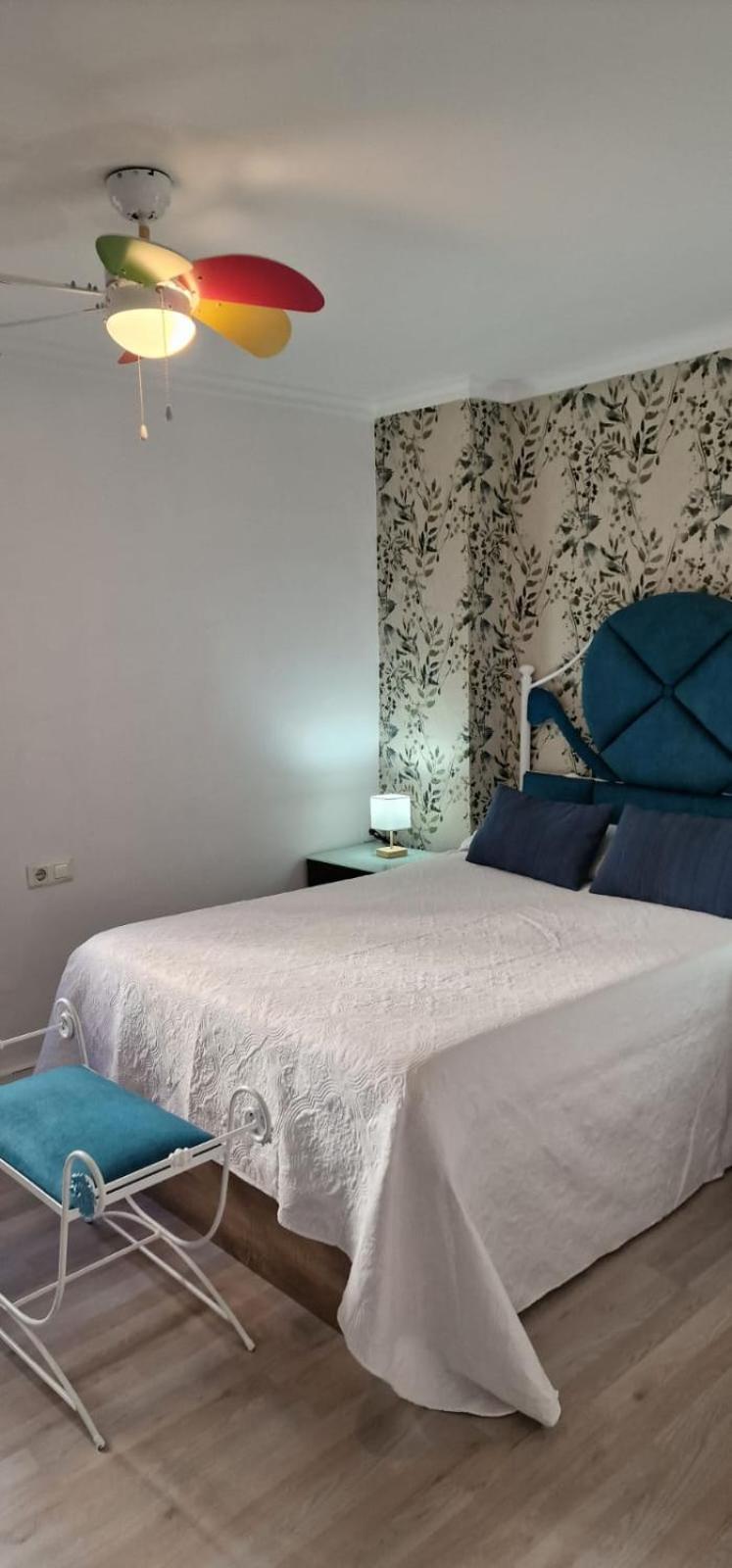 Apartamentos Ana'S Cozy Inns Torremolinos Luaran gambar