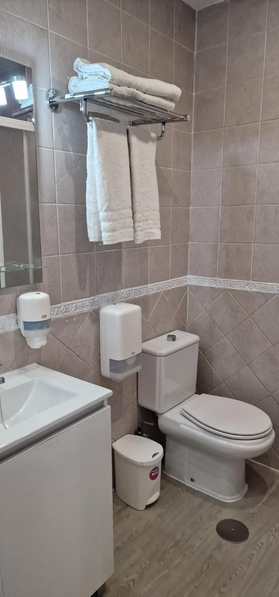 Apartamentos Ana'S Cozy Inns Torremolinos Luaran gambar